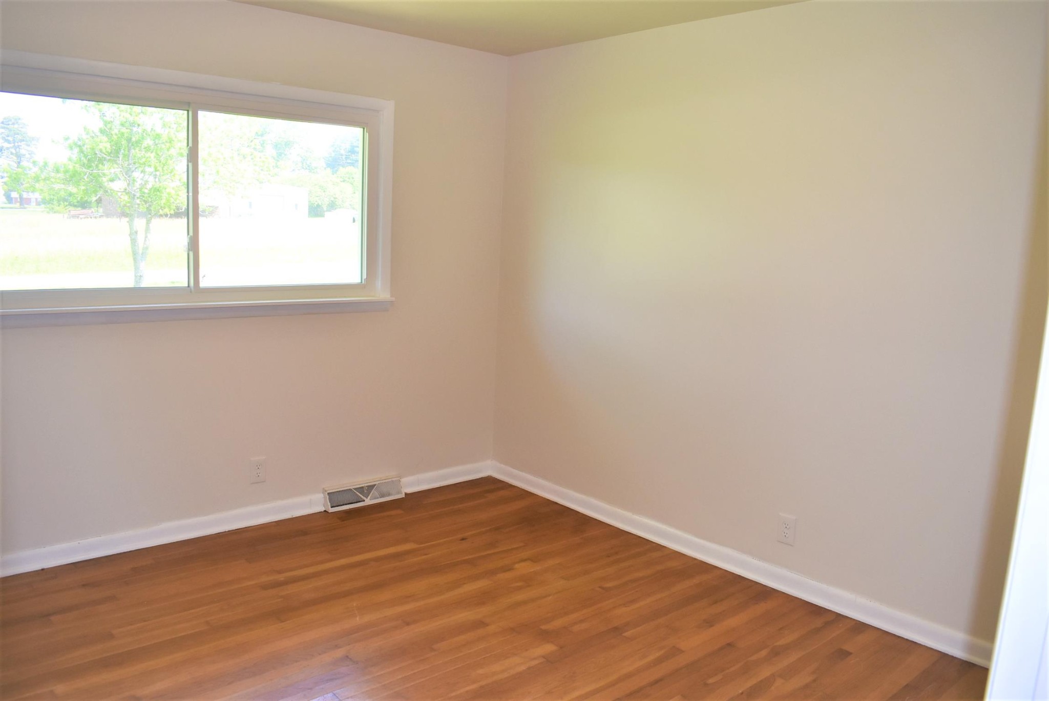 118 Horseshoe Bend Road Leoma, TN 38468 - Photo 13 of 21 Gallery Image 13