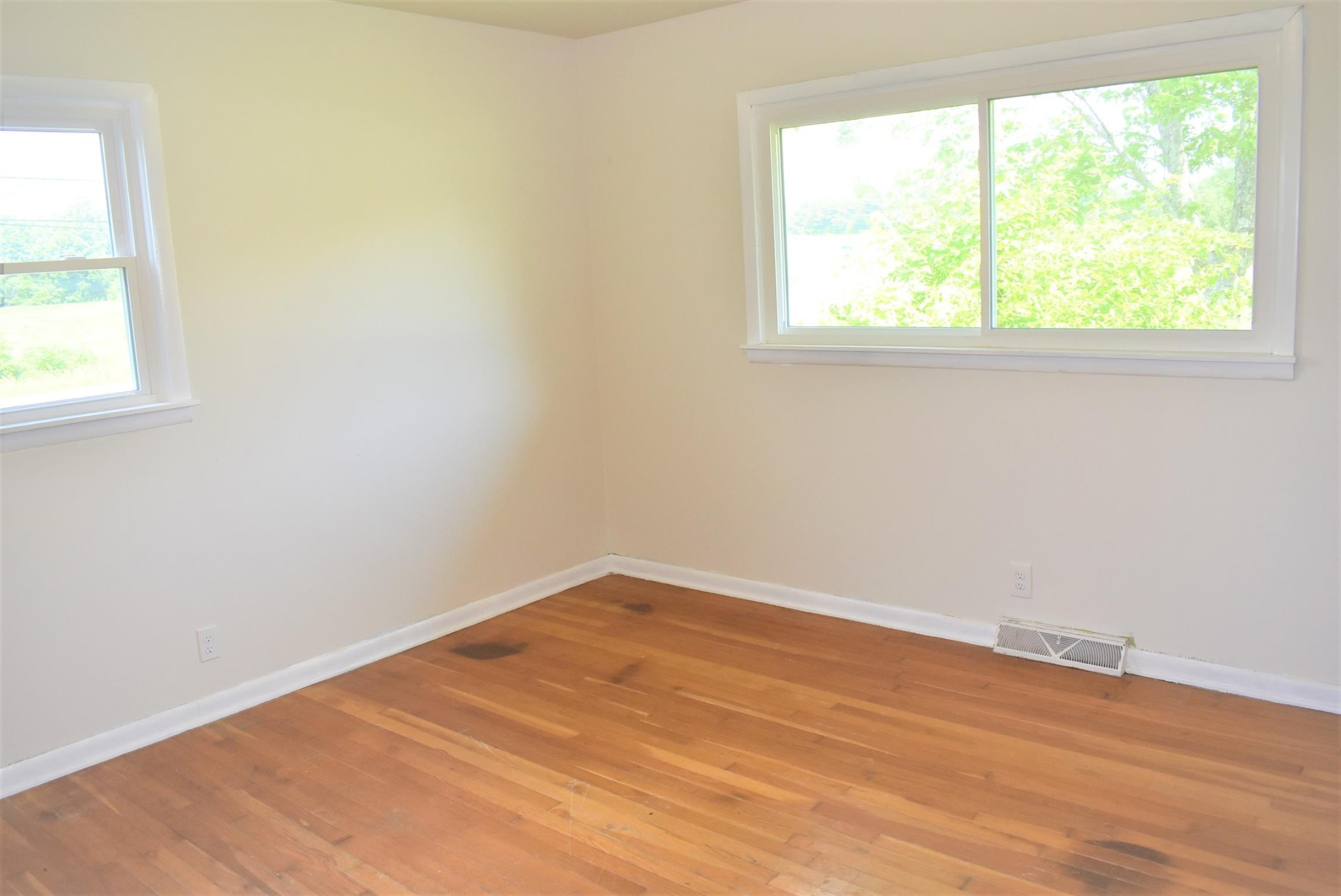 118 Horseshoe Bend Road Leoma, TN 38468 - Photo 14 of 21 Gallery Image 14