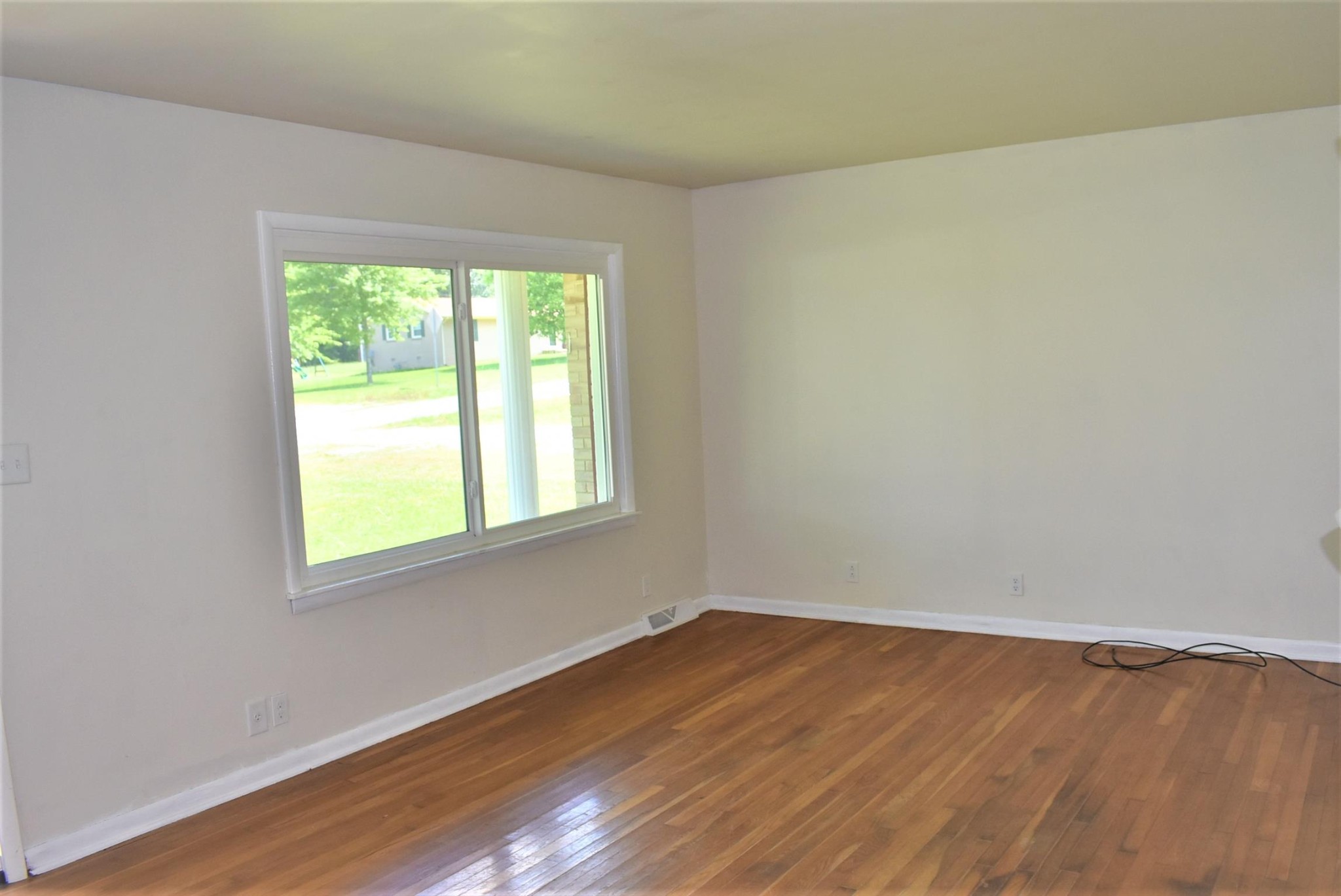 118 Horseshoe Bend Road Leoma, TN 38468 - Photo 9 of 21 Gallery Image 9