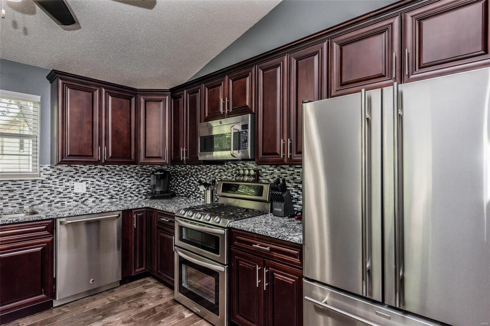 85 Sugarmill Road Troy, IL 62294 - Photo 17 of 58 Gallery Image 17