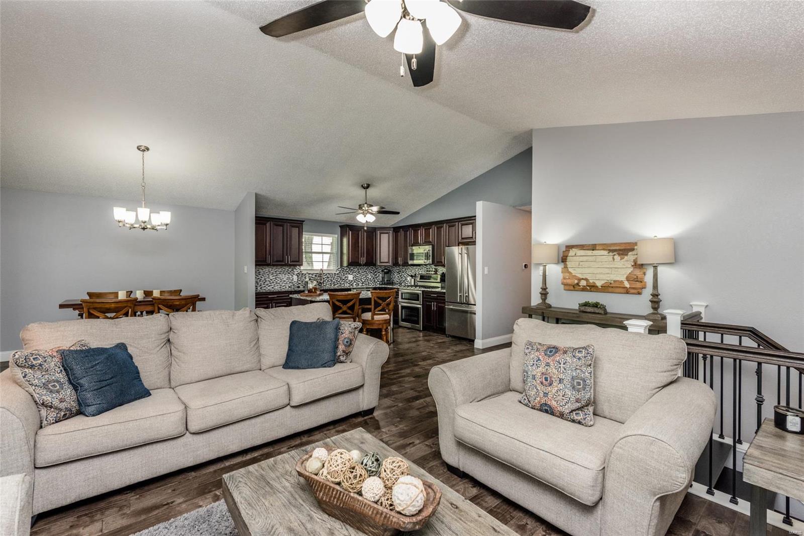 85 Sugarmill Road Troy, IL 62294 - Photo 10 of 58 Gallery Image 10