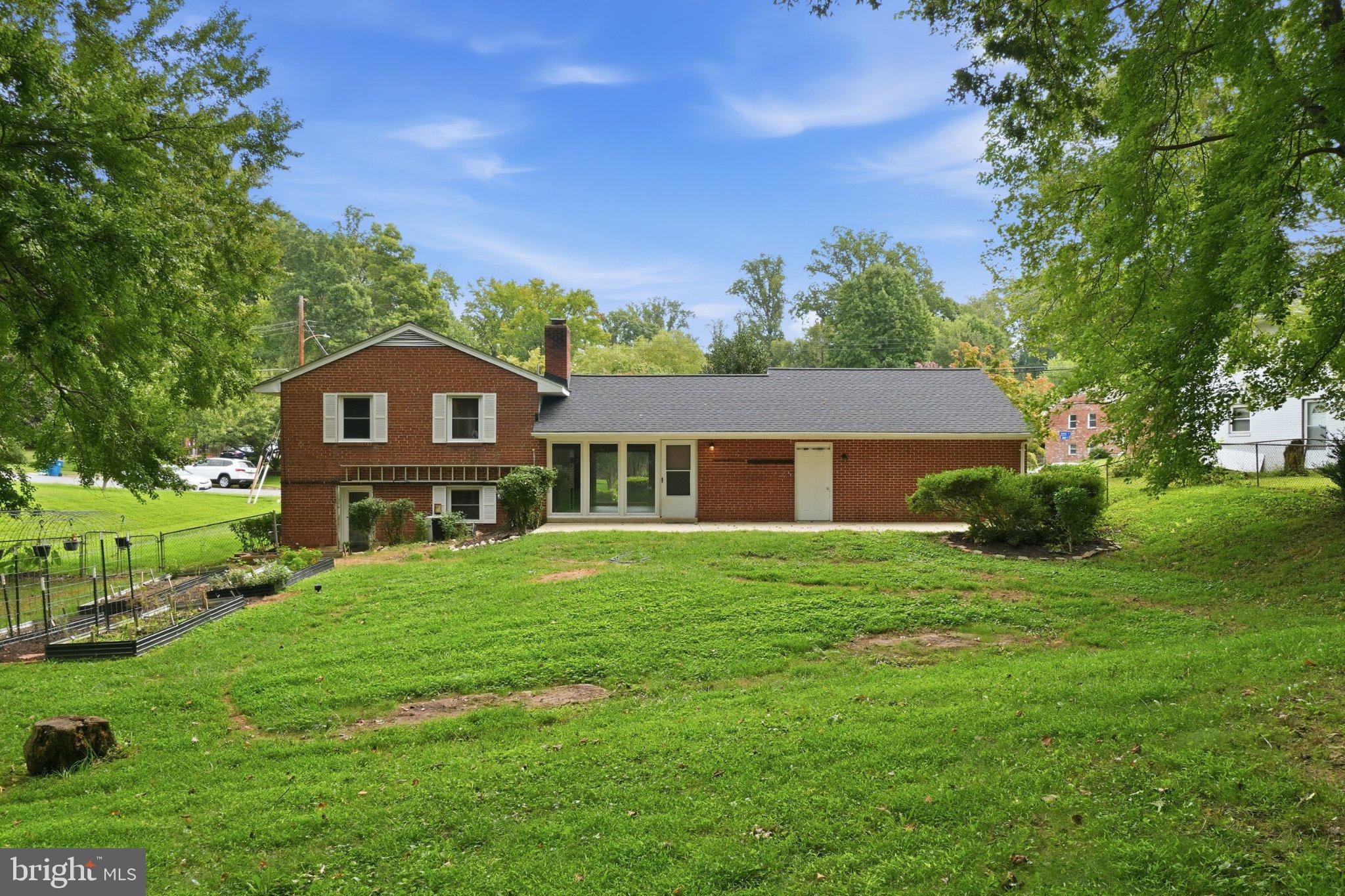 7545 Axton Street Springfield, VA 22151 - Photo 31 of 40 Gallery Image 31