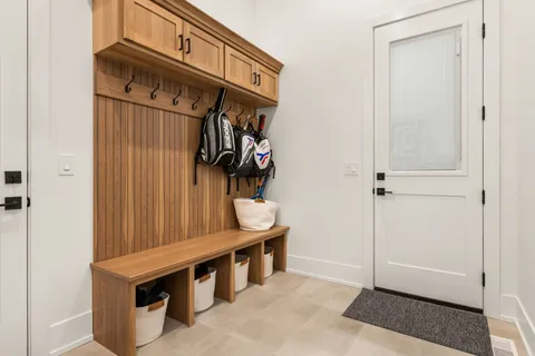 $1,350,000 | 835 South Ashland Avenue, La Grange, IL 60525