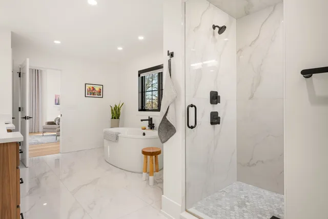 $1,350,000 | 835 South Ashland Avenue, La Grange, IL 60525