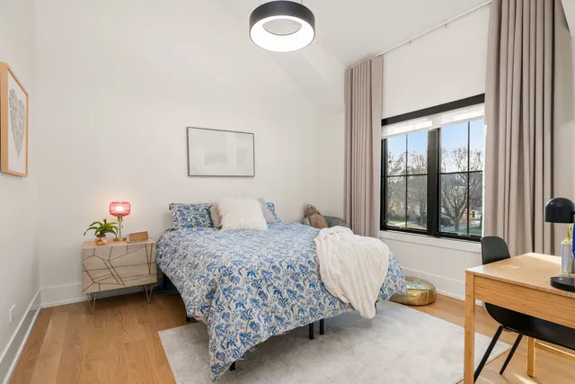 $1,350,000 | 835 South Ashland Avenue, La Grange, IL 60525