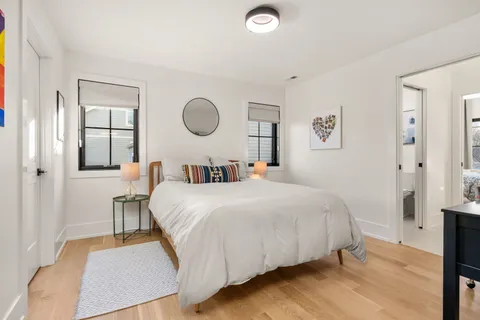 $1,350,000 | 835 South Ashland Avenue, La Grange, IL 60525