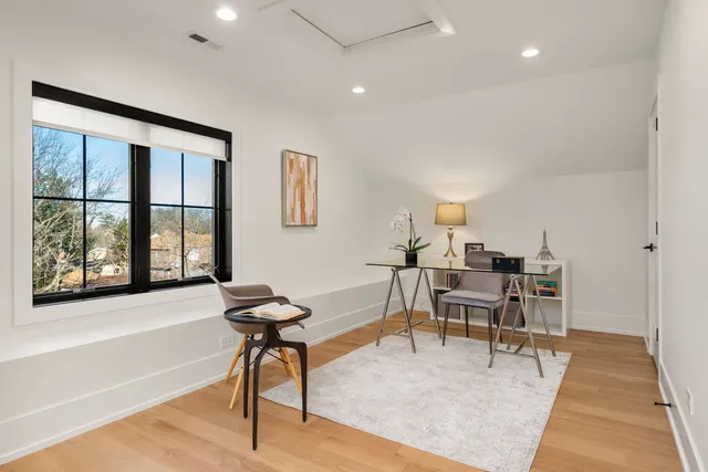 $1,350,000 | 835 South Ashland Avenue, La Grange, IL 60525