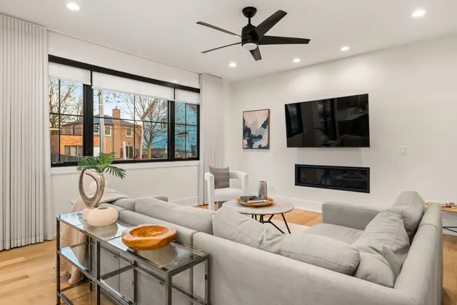 $1,350,000 | 835 South Ashland Avenue, La Grange, IL 60525