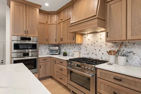 $1,350,000 | 835 South Ashland Avenue, La Grange, IL 60525