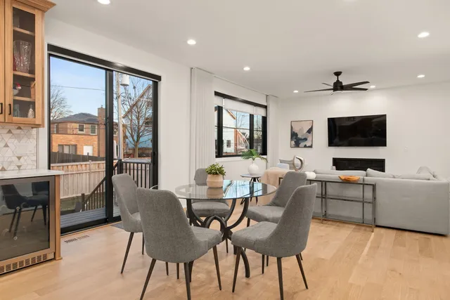 $1,350,000 | 835 South Ashland Avenue, La Grange, IL 60525