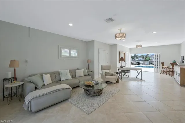$5,350,000 | 152 Conners Avenue, Naples, FL 34108
