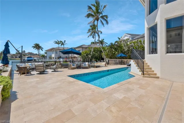 $5,350,000 | 152 Conners Avenue, Naples, FL 34108