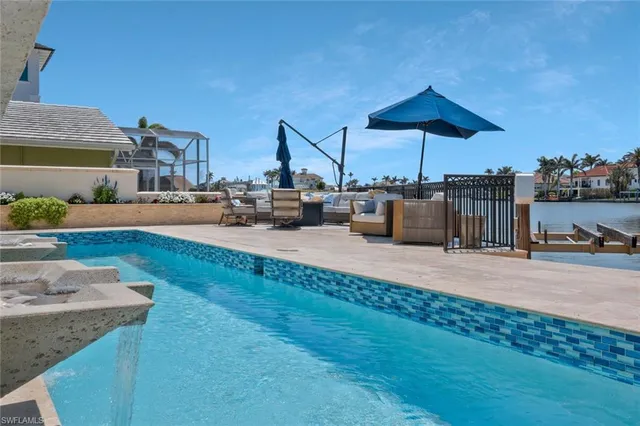 $5,350,000 | 152 Conners Avenue, Naples, FL 34108