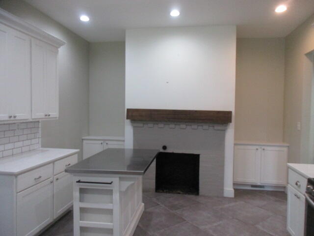 3722 Meadowbrook Road Benton Harbor, MI 49022 - Photo 16 of 38 16
