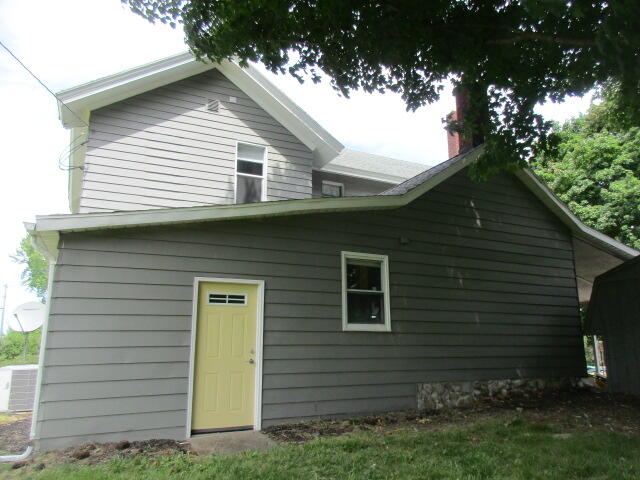 3722 Meadowbrook Road Benton Harbor, MI 49022 - Photo 3 of 38 3