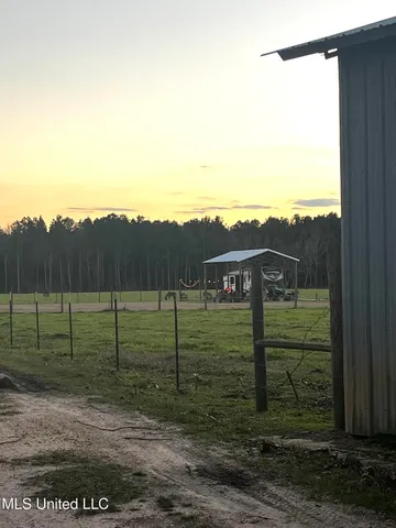 $365,000 | 130 Lower Ovett Road, Ovett, MS 39464