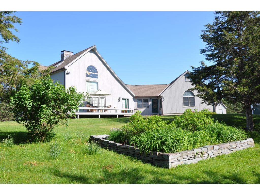 1041 North Pawlet Road Pawlet, VT 05774 - Photo 1 of 32 Gallery Image 1