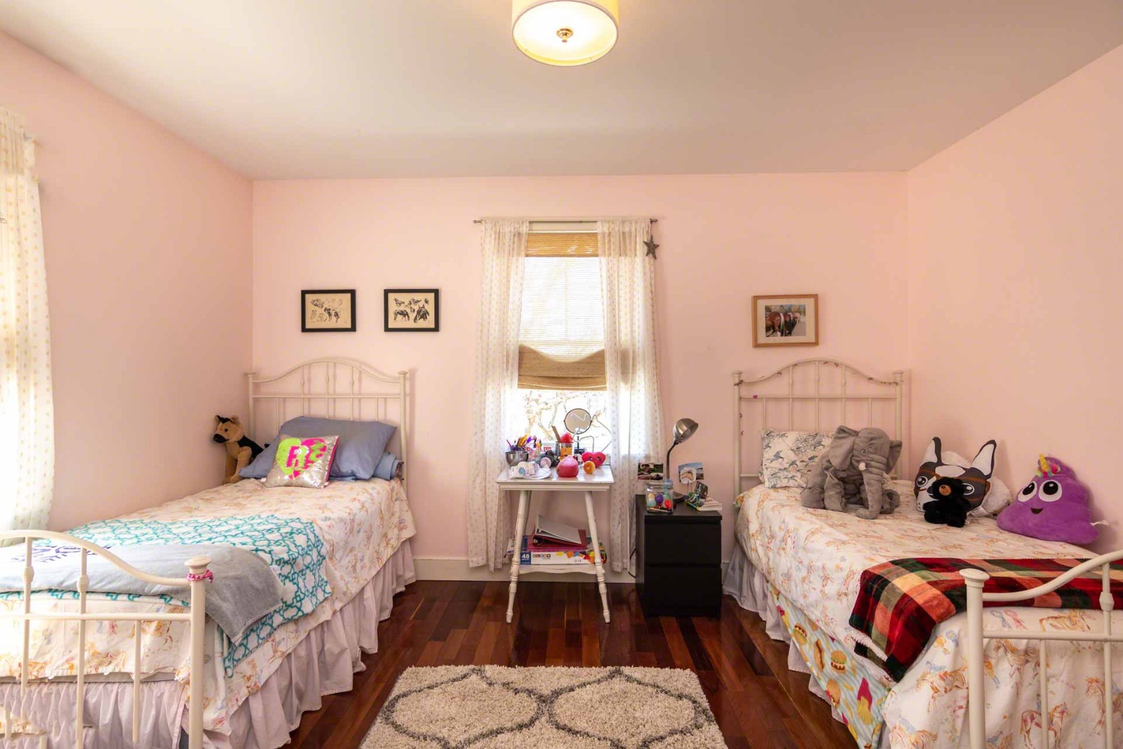 50 Red Pony Road Vineyard Haven, MA 02568 - Photo 19 of 28 a bedroom with a bed and a window