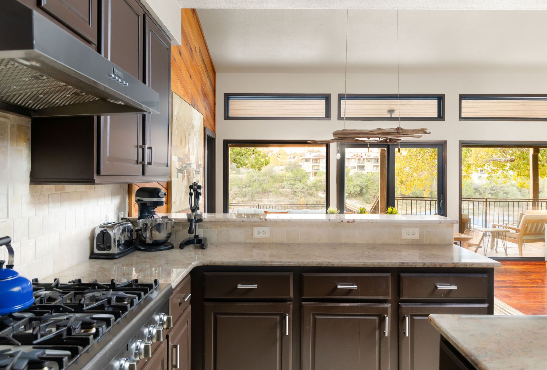 927 Challenger Lakeway, TX 78734 - Photo 15 of 40