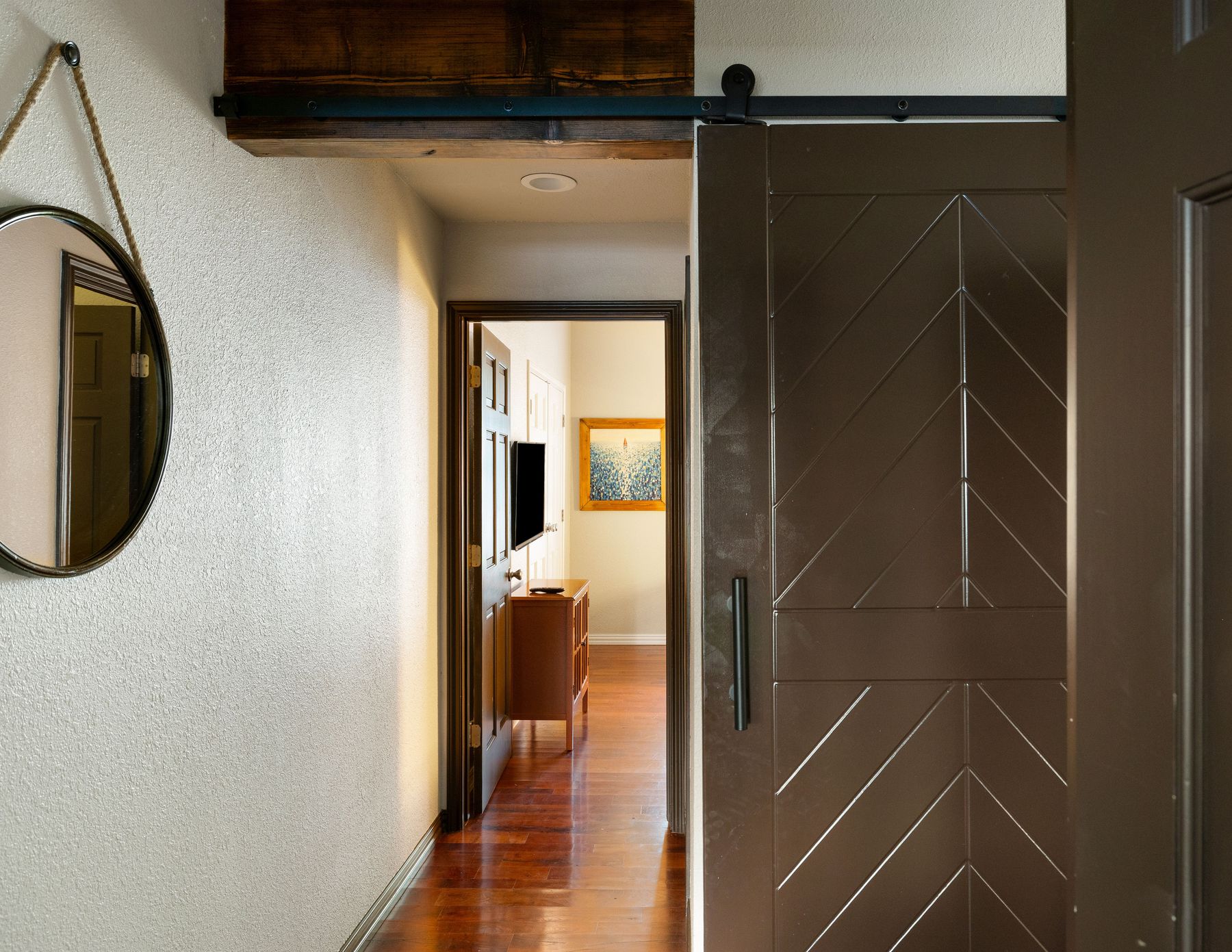 927 Challenger Lakeway, TX 78734 - Photo 18 of 40