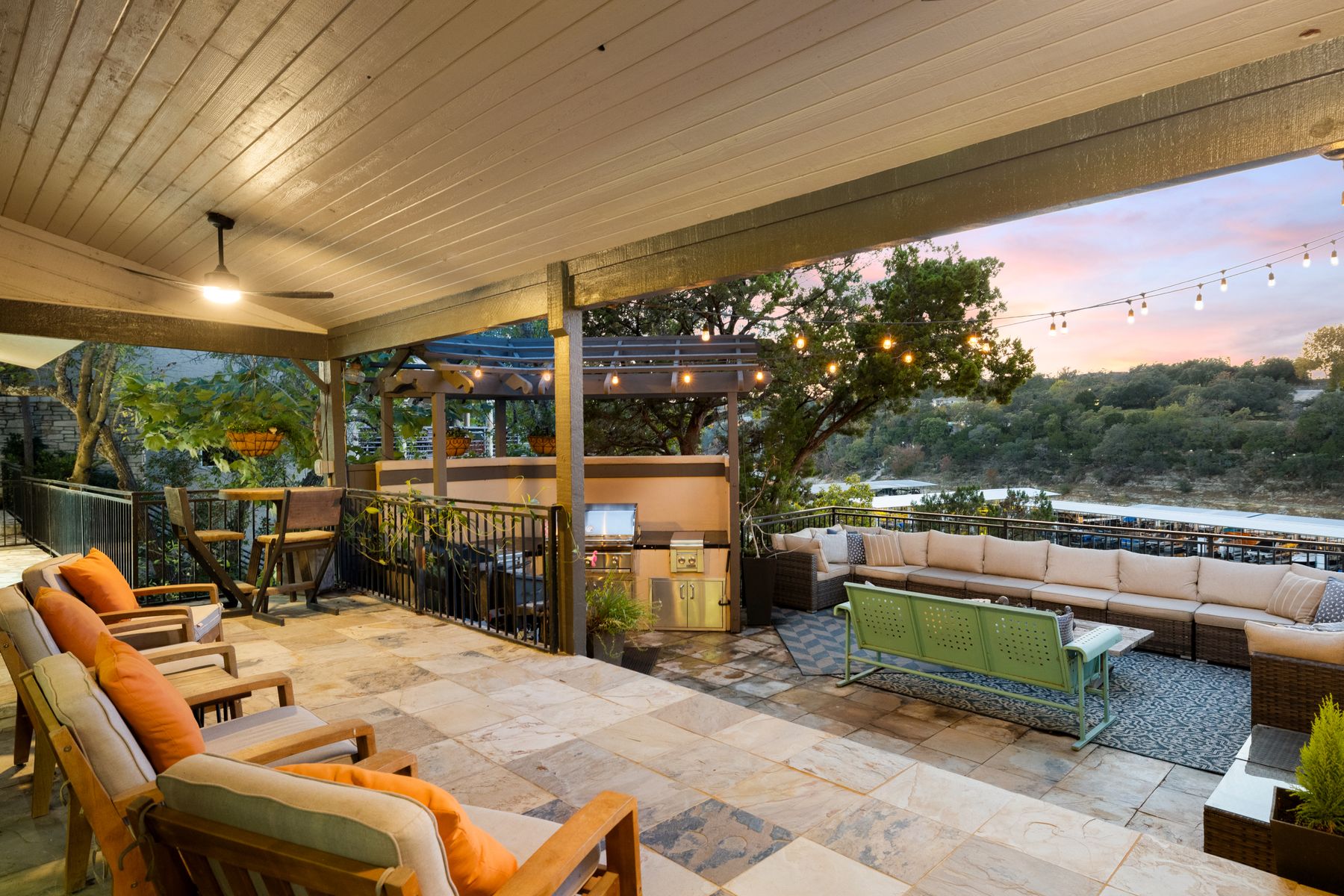 927 Challenger Lakeway, TX 78734 - Photo 33 of 40