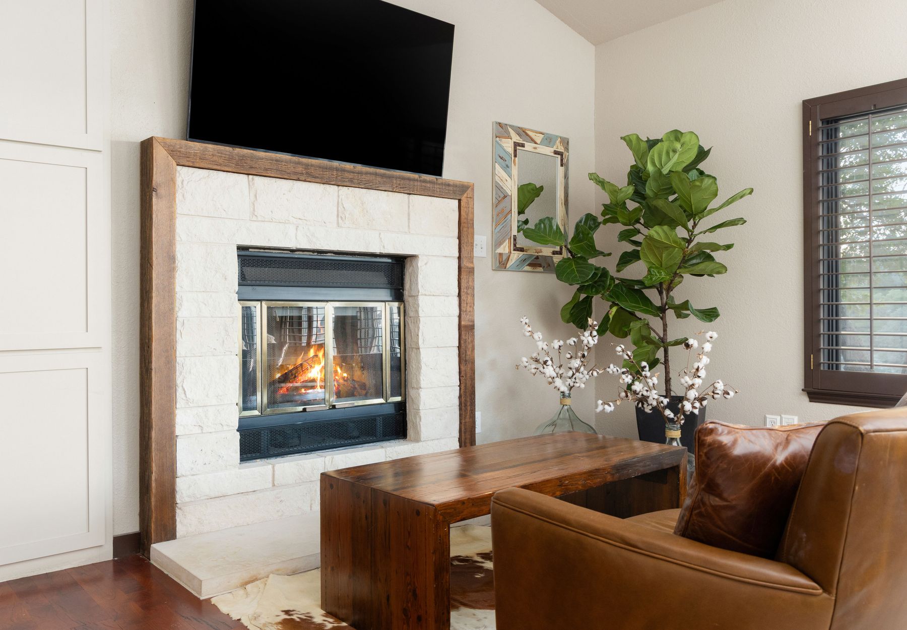 927 Challenger Lakeway, TX 78734 - Photo 8 of 40