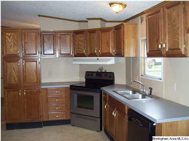 235 Edgewood Road Cleveland, AL 35049 - Photo 2 of 24
