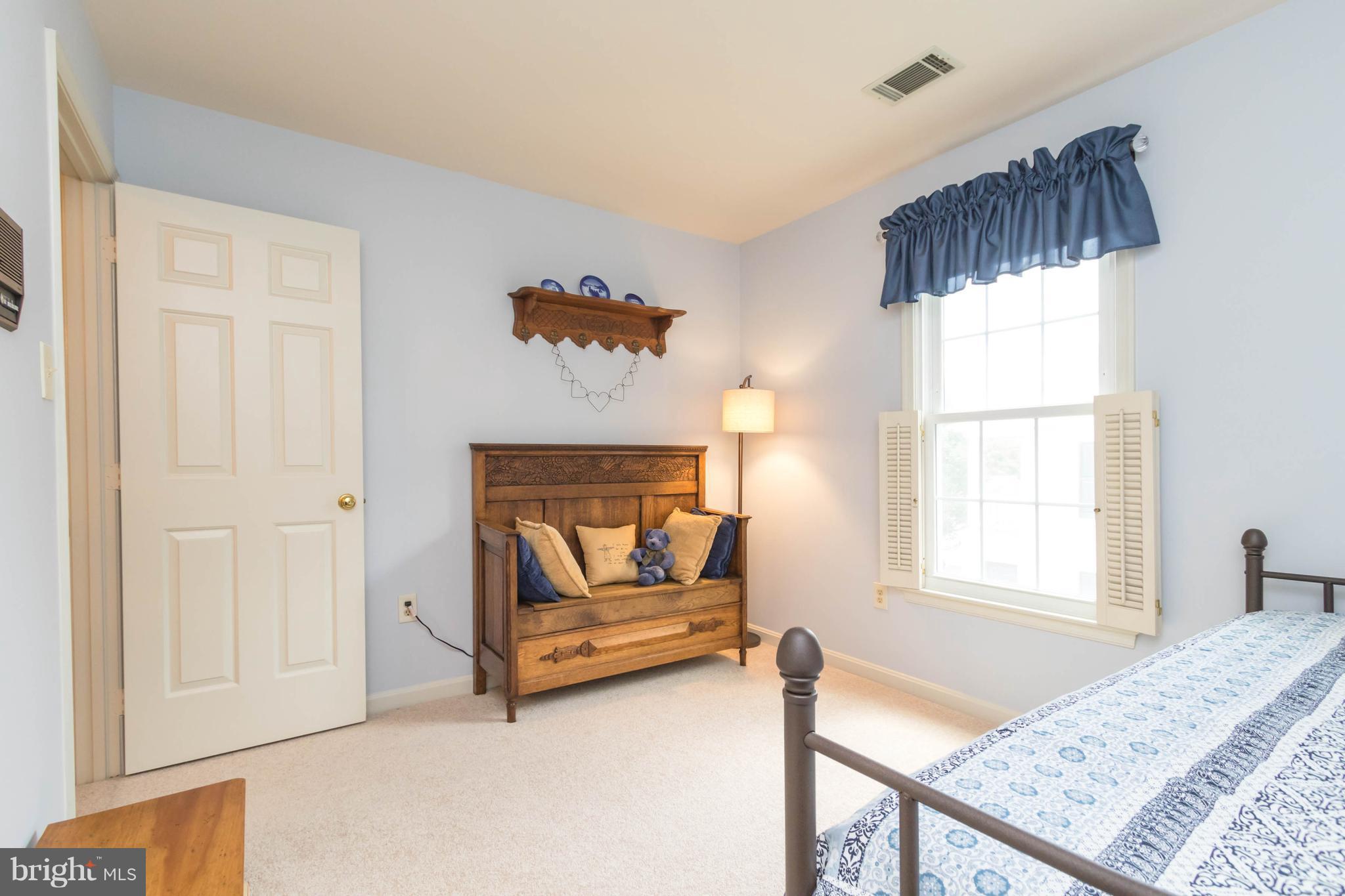 6580 Forsythia Street Springfield, VA 22150 - Photo 22 of 30 Bedroom