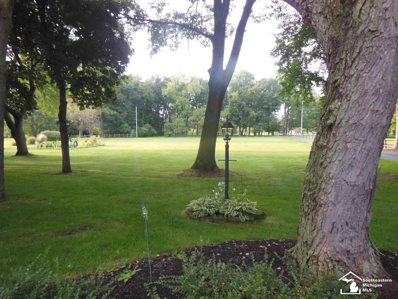 3749 West Erie Road Temperance, MI 48182 - Photo 12 of 45 Gallery Image 12