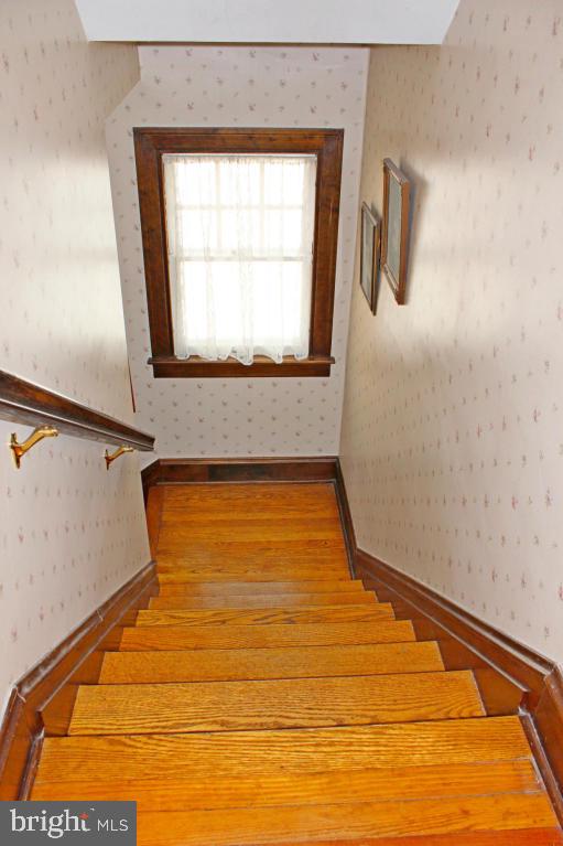 305 South Spruce Street Lititz, PA 17543 - Photo 16 of 38