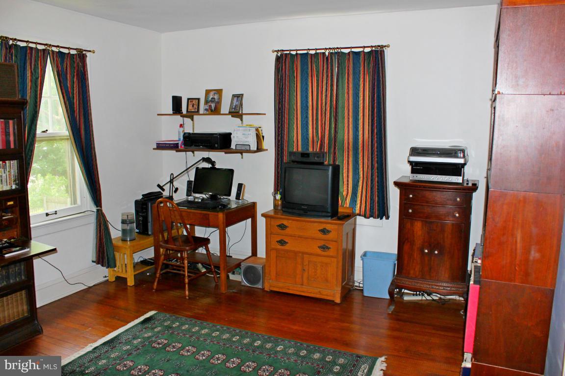305 South Spruce Street Lititz, PA 17543 - Photo 20 of 38