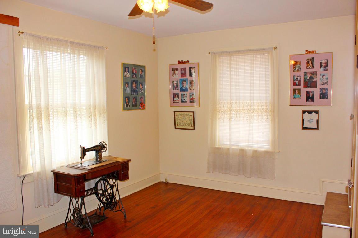 305 South Spruce Street Lititz, PA 17543 - Photo 23 of 38