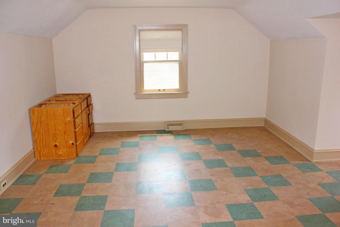 305 South Spruce Street Lititz, PA 17543 - Photo 29 of 38