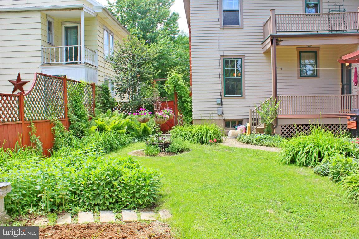 305 South Spruce Street Lititz, PA 17543 - Photo 36 of 38