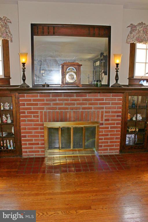305 South Spruce Street Lititz, PA 17543 - Photo 5 of 38