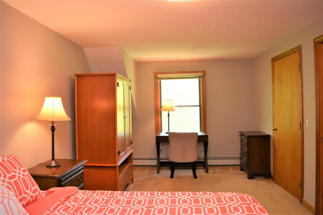 $1,500 | 548 Highway 10, Unit B, Grantham, NH 03753