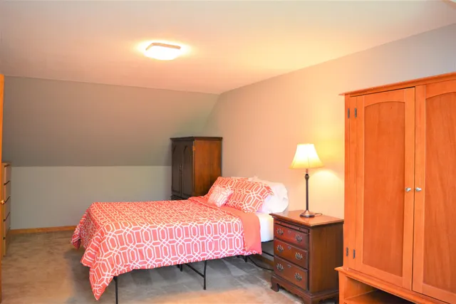 $1,500 | 548 Highway 10, Unit B, Grantham, NH 03753