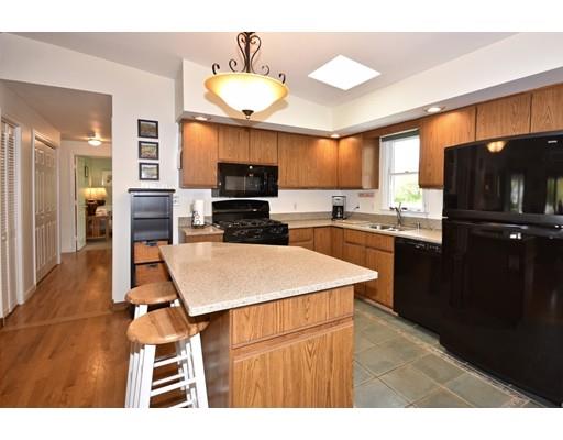 14 Cove's End Road Marion, MA 02738 - Photo 12 of 28 Gallery Image 12