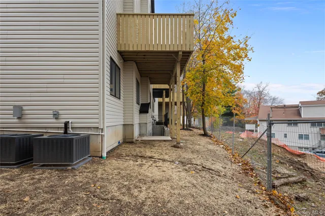 $849,000 | 5 Jeffrey Place, Unit 102, Monsey, NY 10952