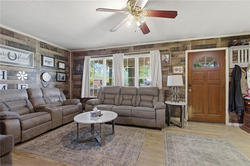103 Defoor Loop Calhoun, GA 30701 - Photo 10 of 35