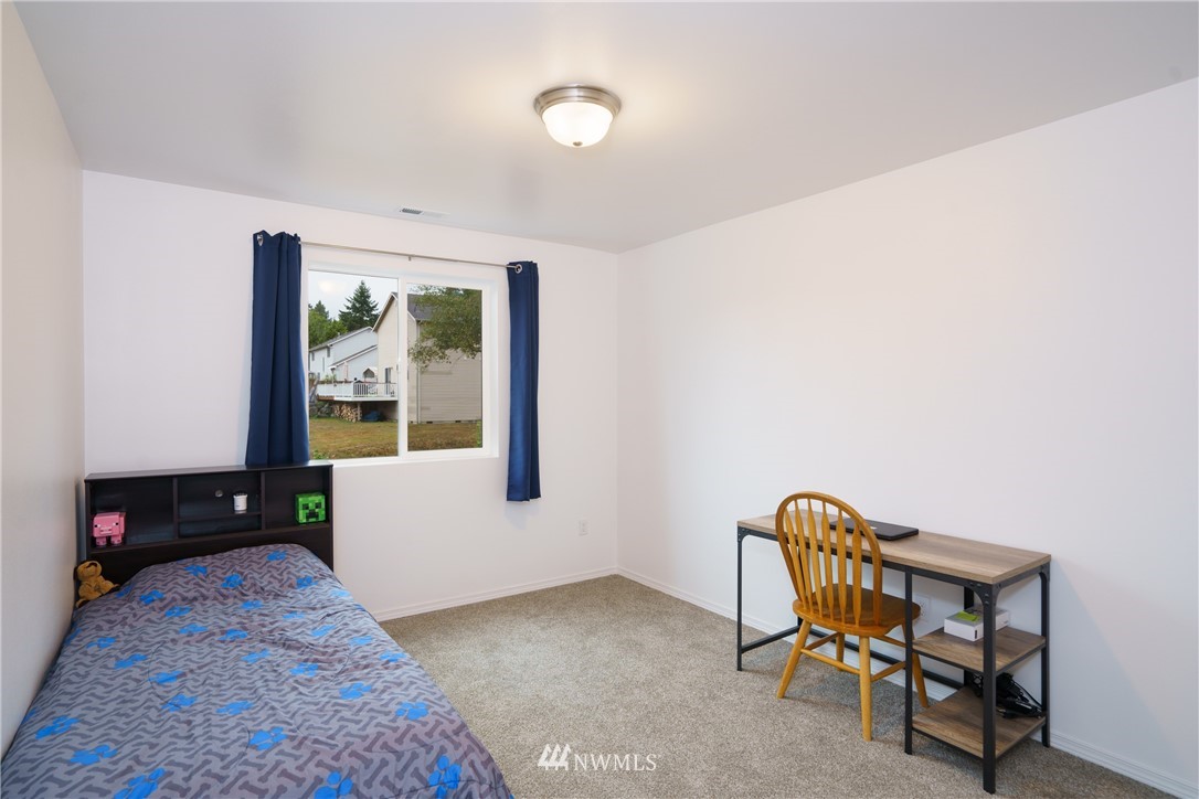 24300 Lee Road Mount Vernon, WA 98274 - Photo 23 of 39 Gallery Image 23