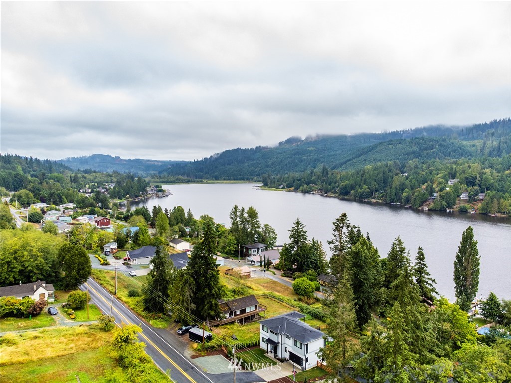 24300 Lee Road Mount Vernon, WA 98274 - Photo 26 of 39 Gallery Image 26