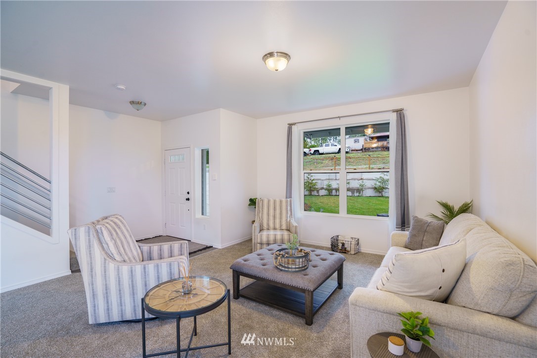 24300 Lee Road Mount Vernon, WA 98274 - Photo 10 of 39 Gallery Image 10