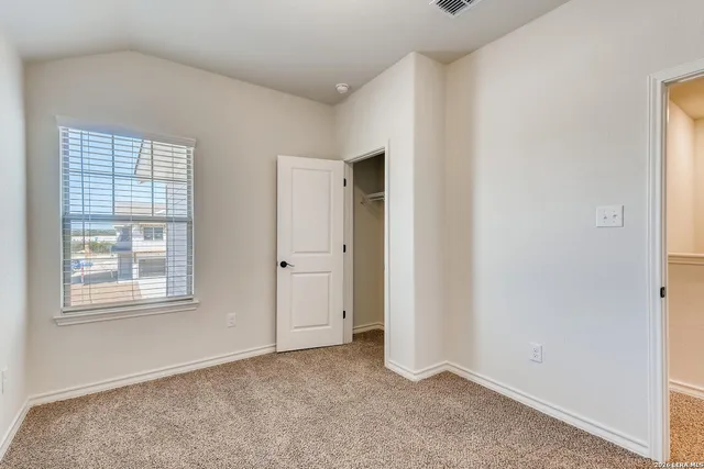 $1,350 | 10334 Lynwood Branch, San Antonio, TX 78245