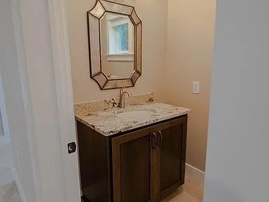 $2,600 | 294 West 2nd Street, Corning, NY 14830