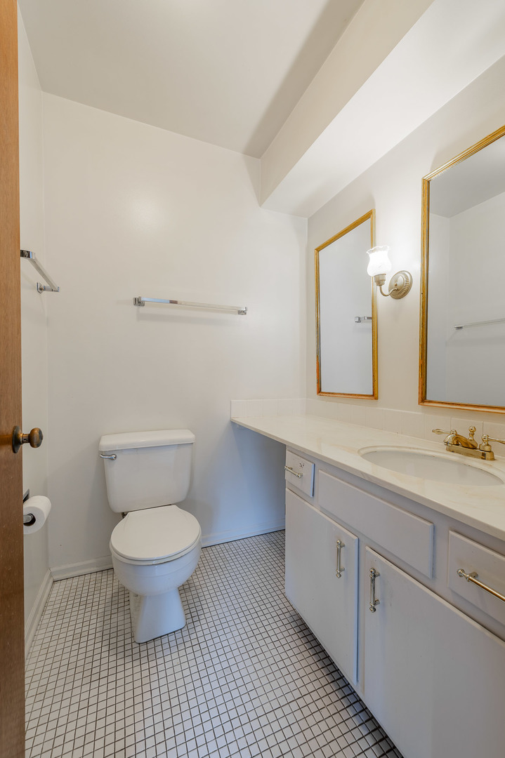 1499 Shermer Road, Unit 203E Northbrook, IL 60062 - Photo 12 of 13