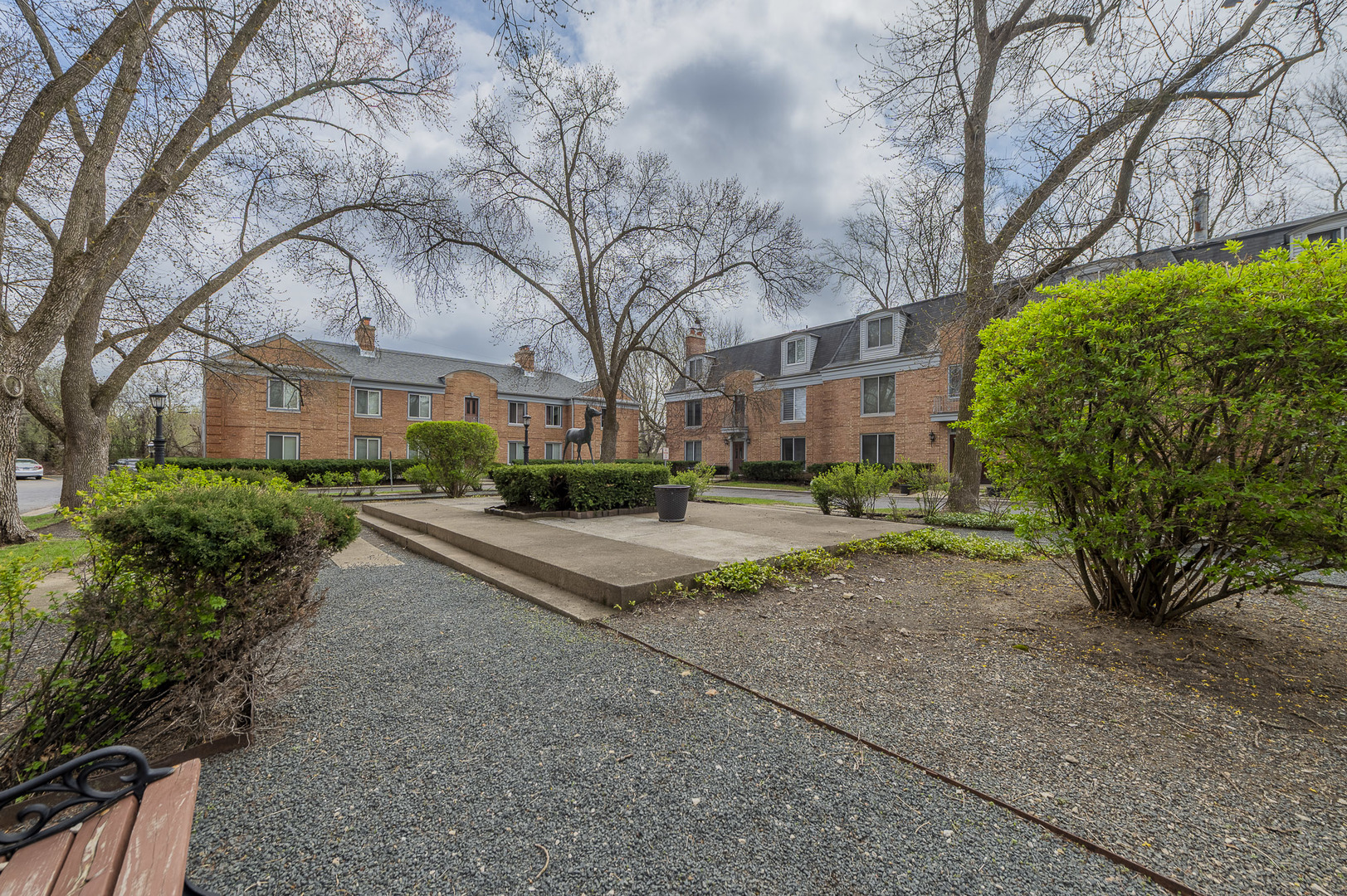 1499 Shermer Road, Unit 203E Northbrook, IL 60062 - Photo 2 of 13