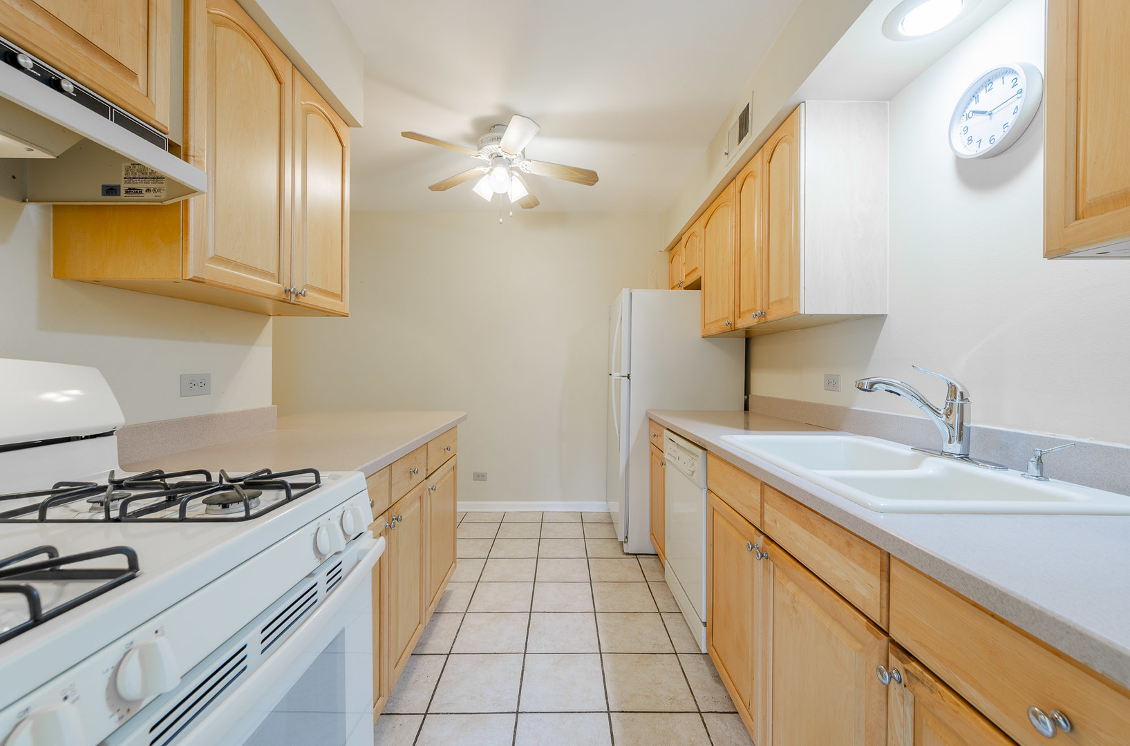 1499 Shermer Road, Unit 203E Northbrook, IL 60062 - Photo 7 of 13