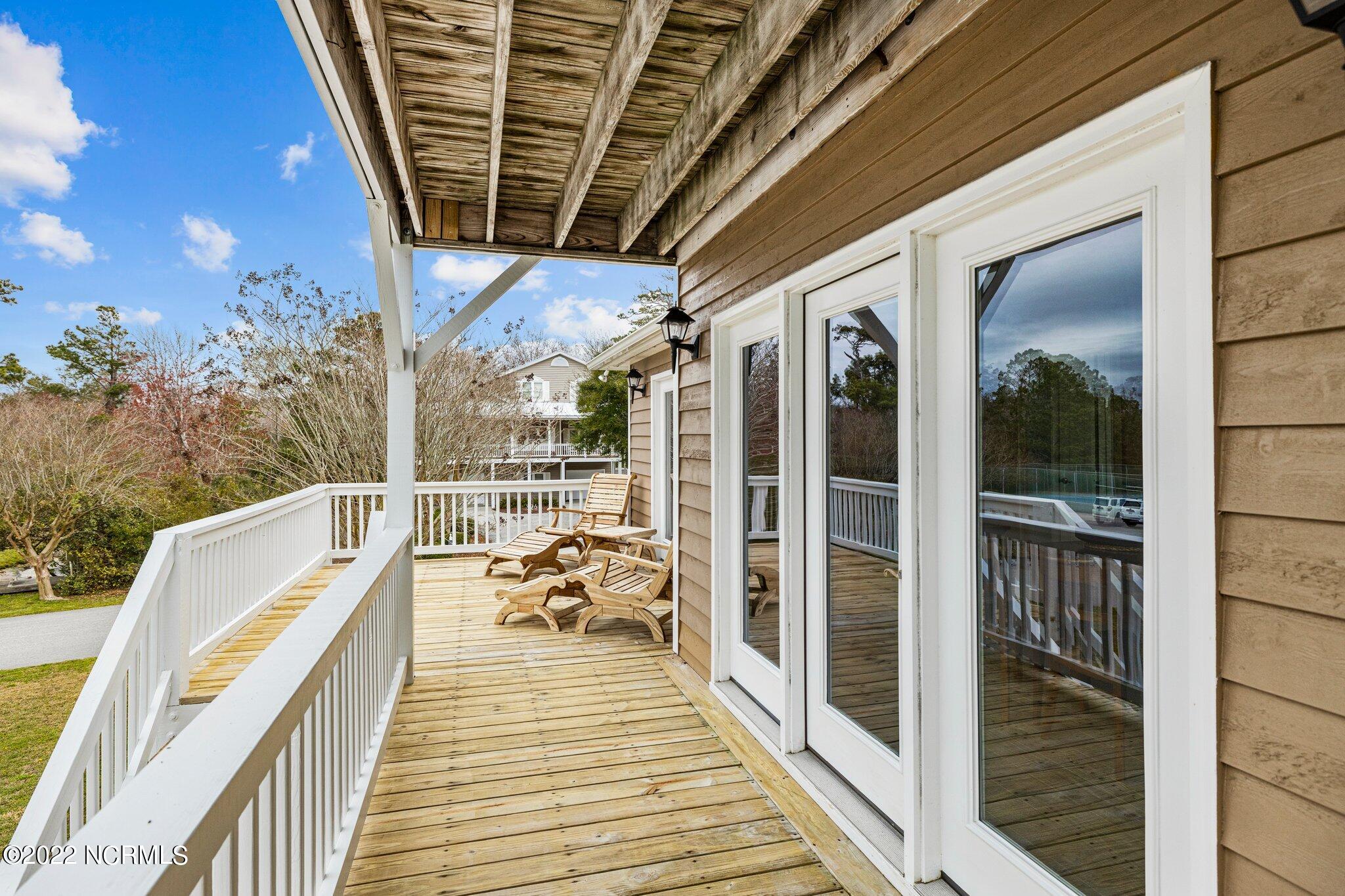 321 Cape Lookout Loop Emerald Isle, NC 28594 - Photo 17 of 80 21-web-or-mls-_S3A0564