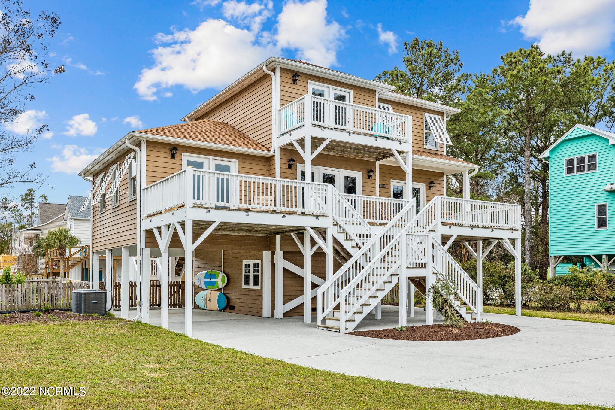 321 Cape Lookout Loop Emerald Isle, NC 28594 - Photo 3 of 80 4-web-or-mls-_S3A0531